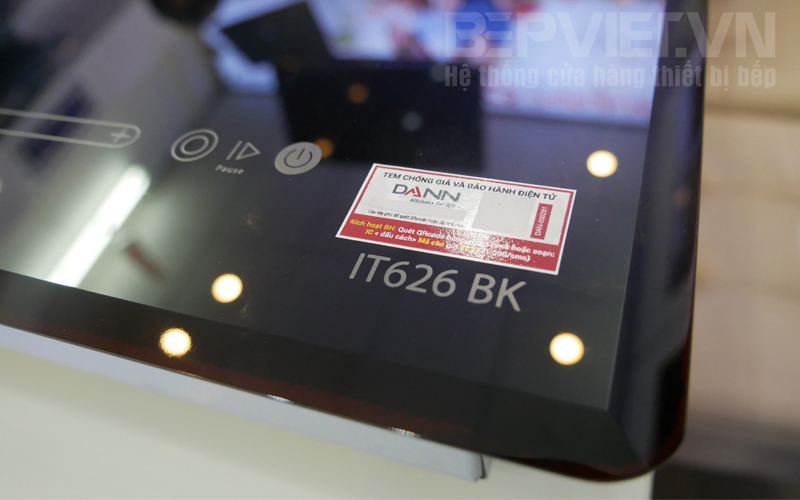 Bếp điện từ Dann IT626 BK