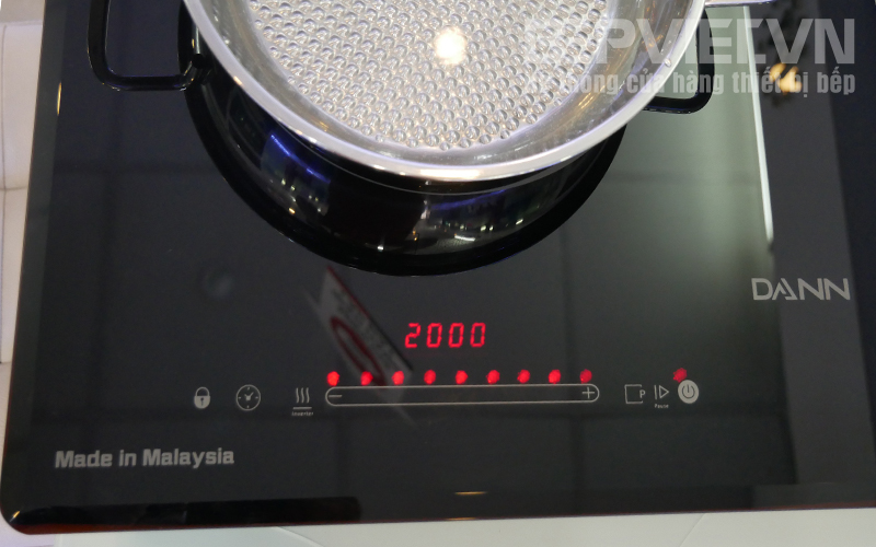 Bếp từ Dann IB626 BK