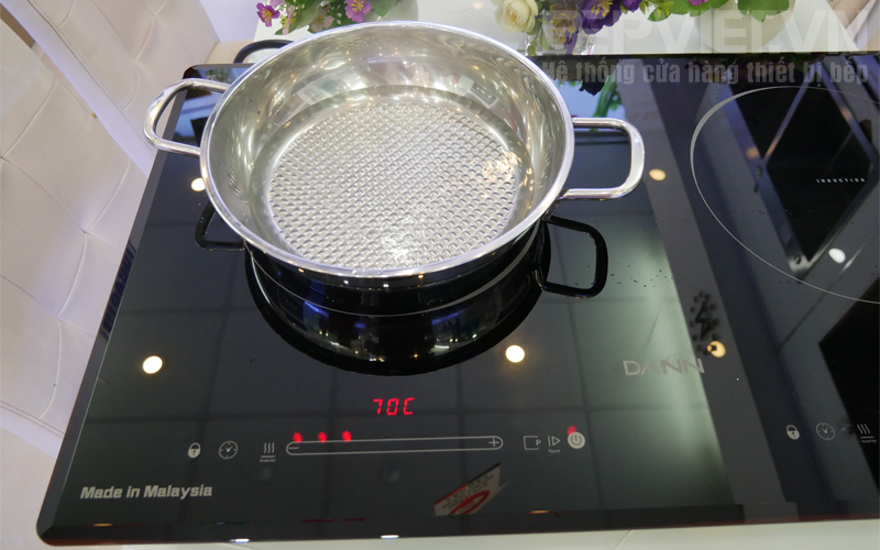 Bếp từ Dann IB626 BK